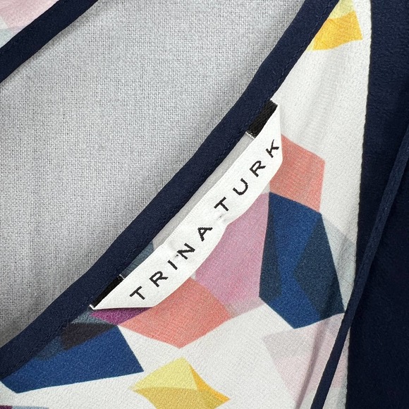 TRINA TURK Shirt Womens Small White Navy Silk Top Multicolored Geo Print Halter - Picture 9 of 9